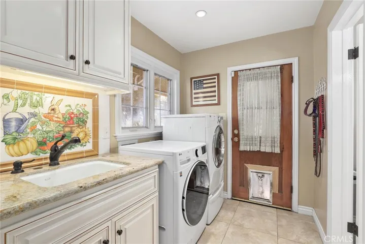 8362 Lubec, Downey, California 90240
