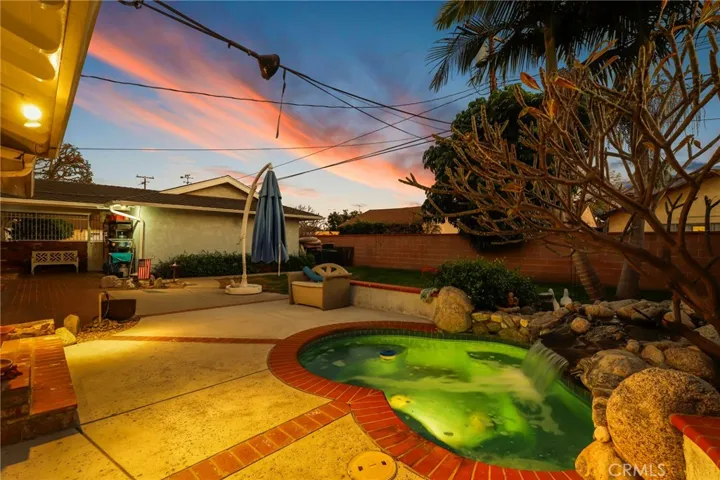 8362 Lubec, Downey, California 90240