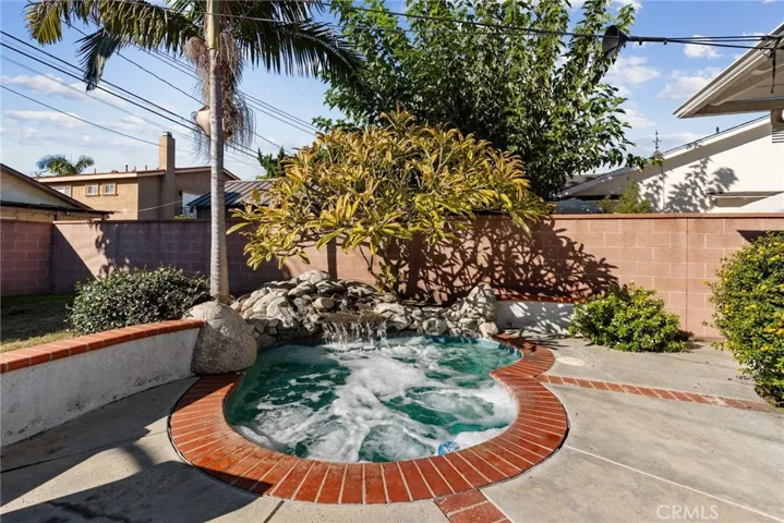 8362 Lubec, Downey, California 90240
