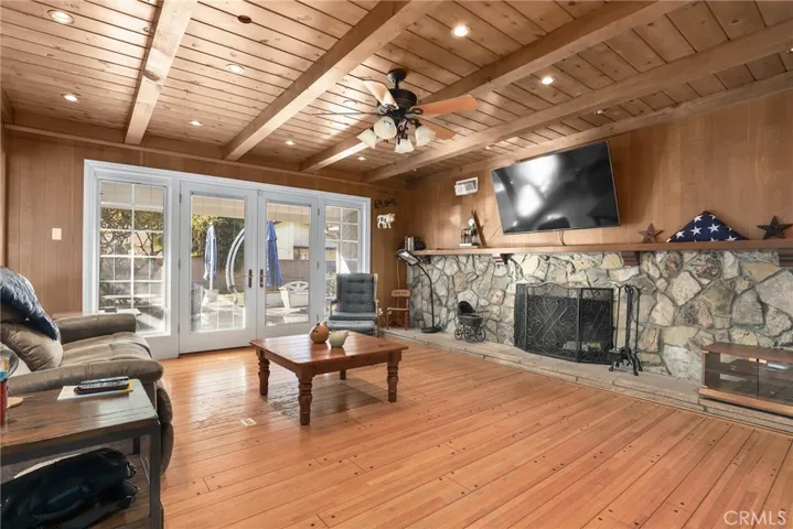8362 Lubec, Downey, California 90240