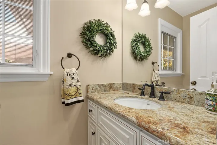 8362 Lubec, Downey, California 90240