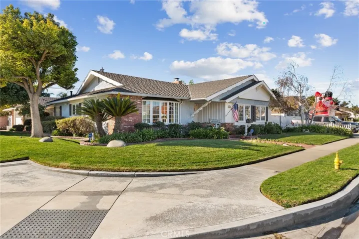 8362 Lubec, Downey, California 90240