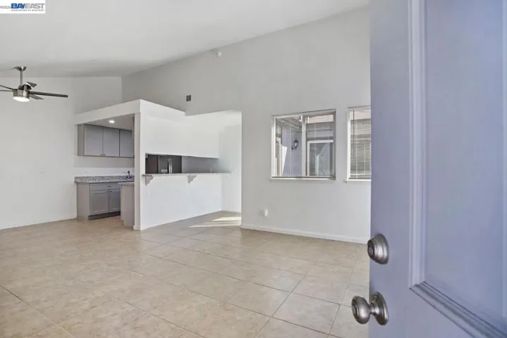 Unit 8710 pays $2,435 /Month. Images from 2023 prior to occupancy