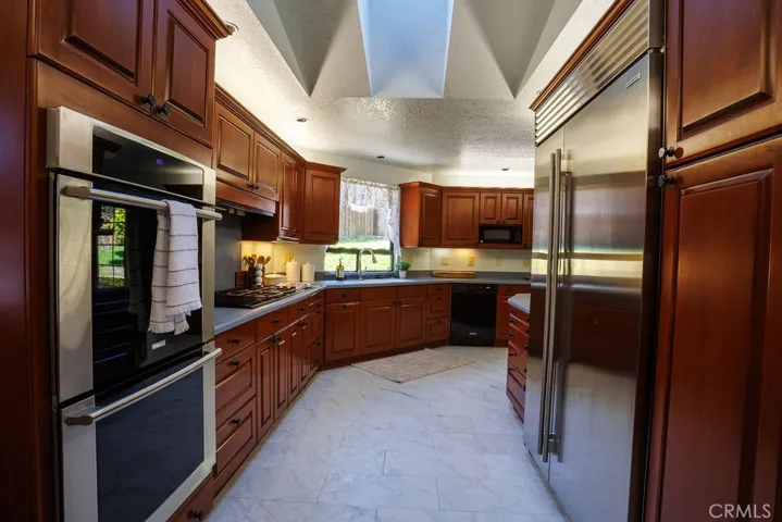 855 Mirada Drive, San Luis Obispo, California 93405