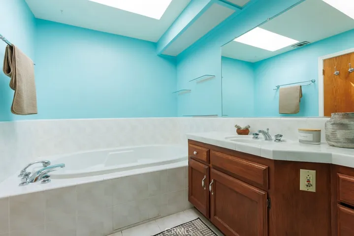 855 Mirada Drive, San Luis Obispo, California 93405