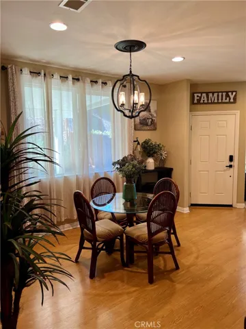 Entrance & Dining Area