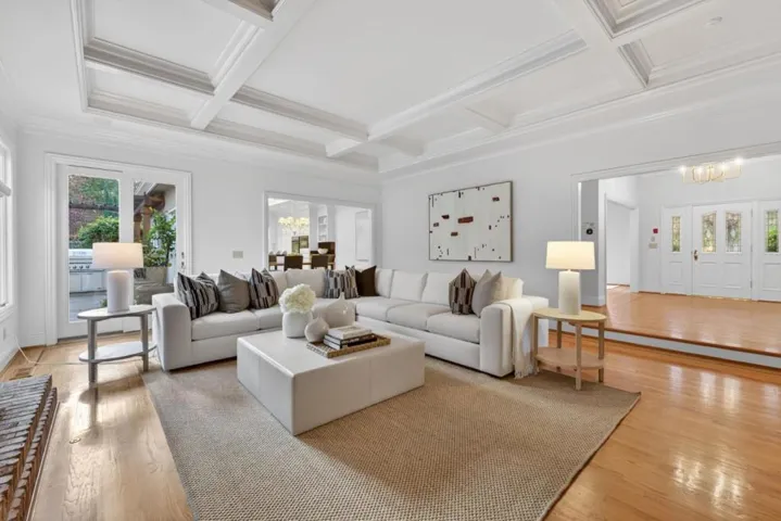 20026 Heritage Oak, Saratoga, California 95070