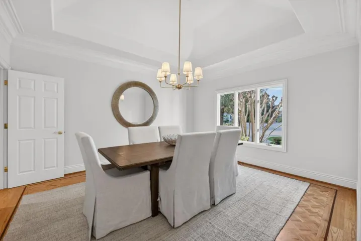 20026 Heritage Oak, Saratoga, California 95070