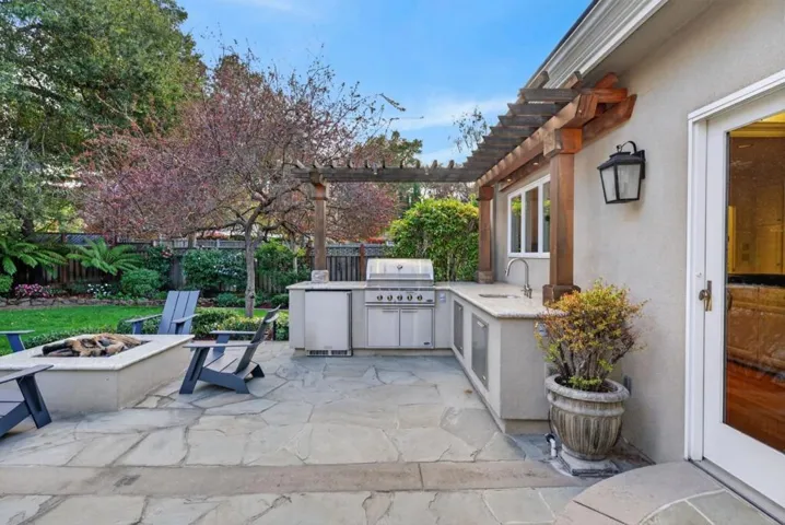 20026 Heritage Oak, Saratoga, California 95070