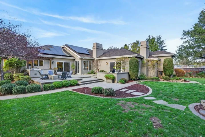 20026 Heritage Oak, Saratoga, California 95070