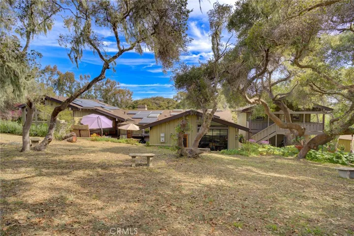 Spacious open area in rear of house with views