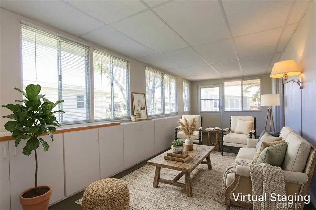 Virtually staged sun room Virtually staged sun room