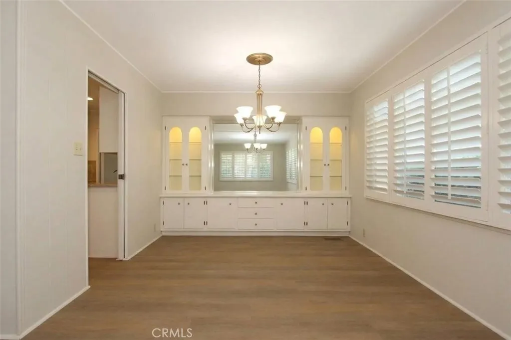 Original dining room area image Original dining room area image
