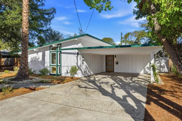 4225 Park Boulevard, Palo Alto, California 94306