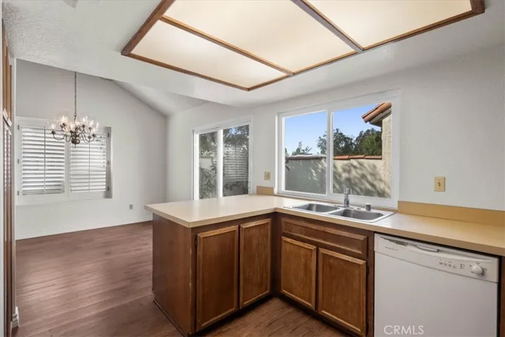 206 San Luis Rey, San Dimas, California 91773