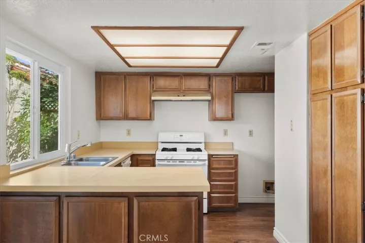 206 San Luis Rey, San Dimas, California 91773