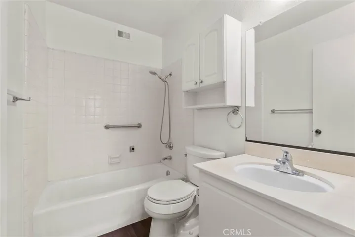 206 San Luis Rey, San Dimas, California 91773