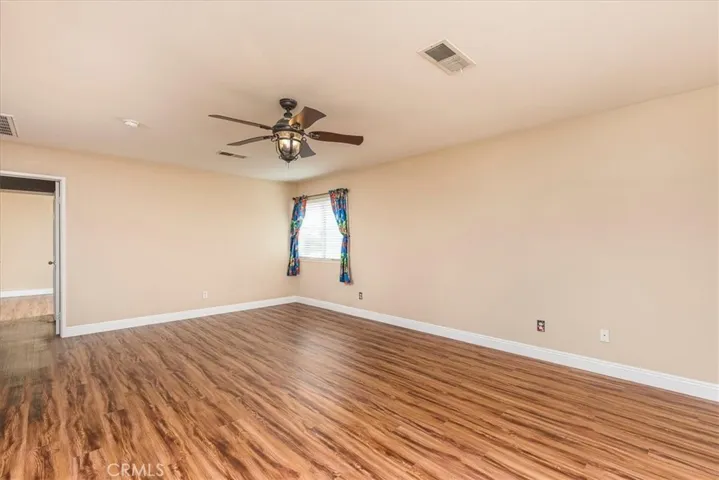 Another view of the bonus room.