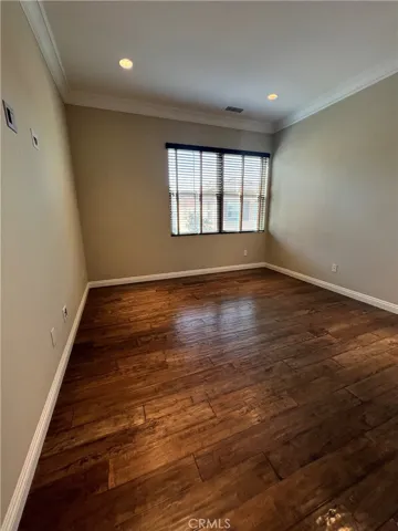 41 Oakfield, Irvine, California 92620