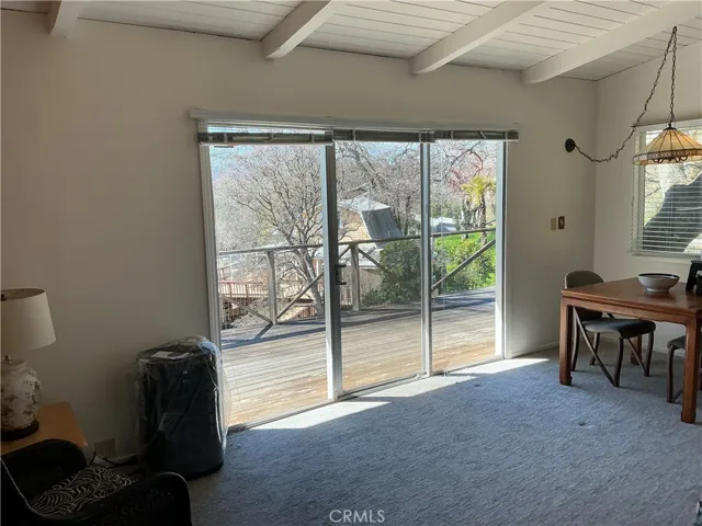 Lots of great natural light