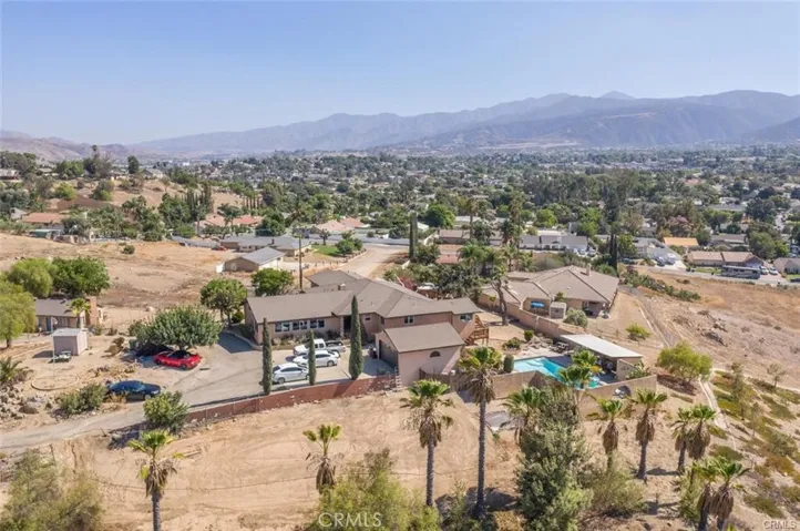 3-year old pictures  due to tenants