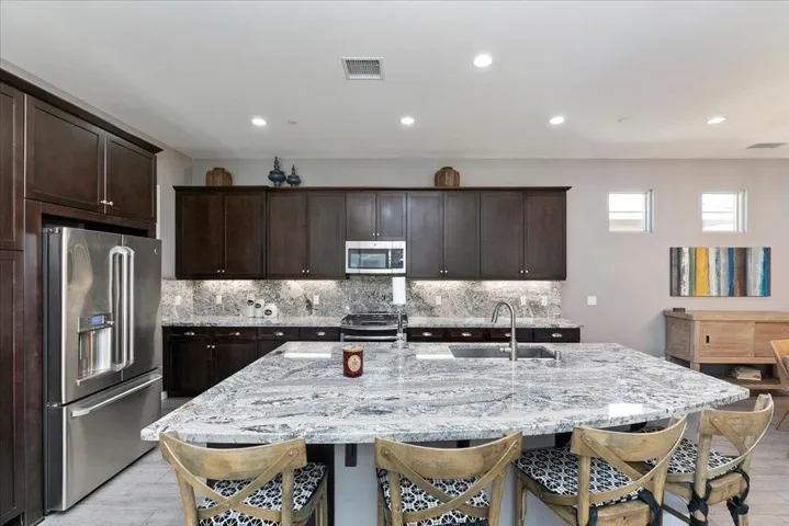 21-Kitchen