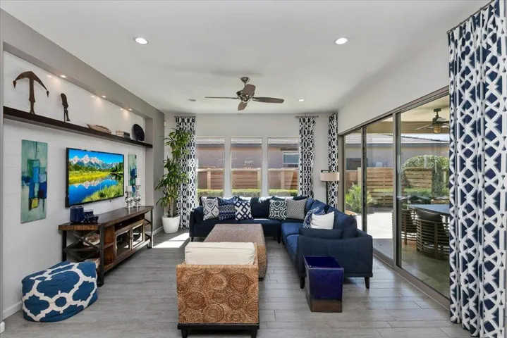 13-Living Room