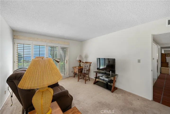 Den that can be a 3rd Bedroom