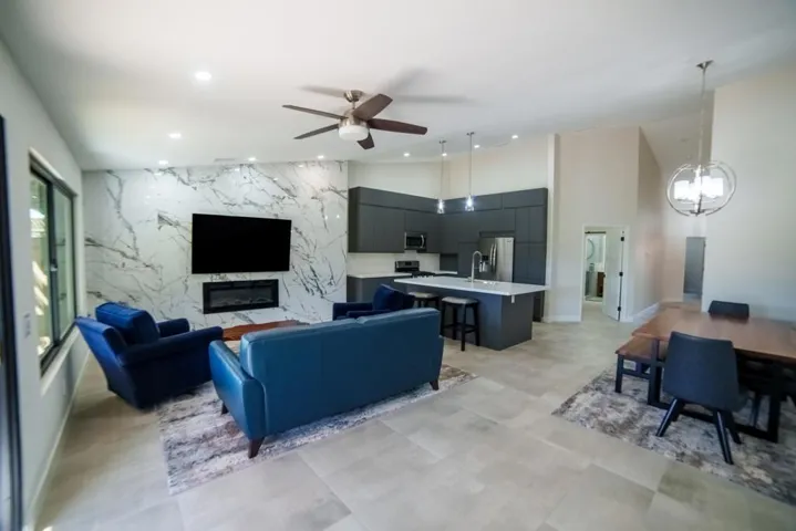 002_woodhavean-12_984