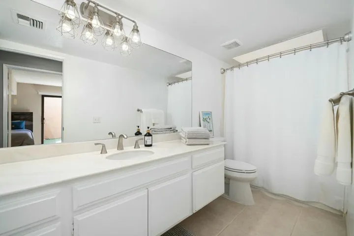 73280 Rosewood Court