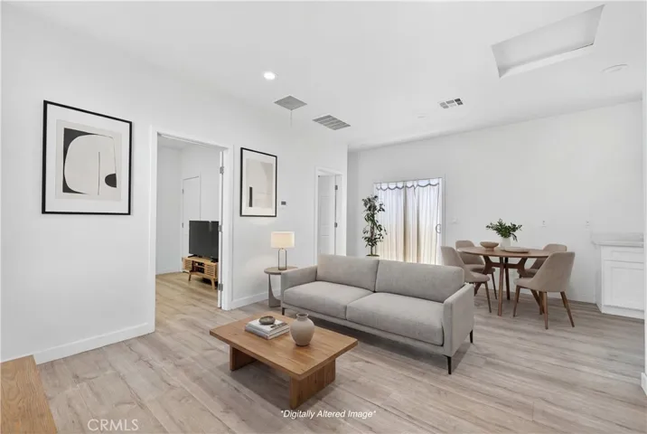 614 N Shelton, Santa Ana, California 92703
