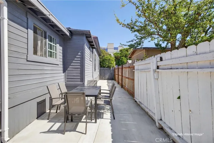 614 N Shelton, Santa Ana, California 92703