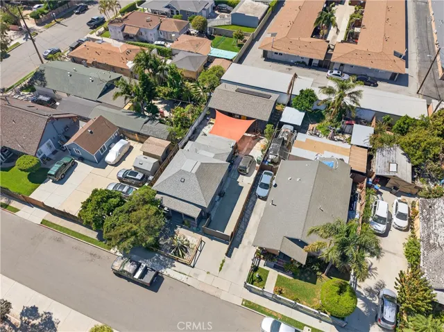 614 N Shelton, Santa Ana, California 92703