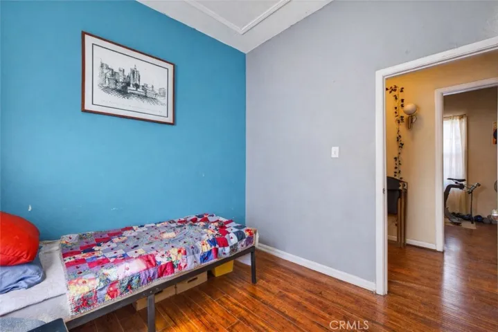 614 N Shelton, Santa Ana, California 92703