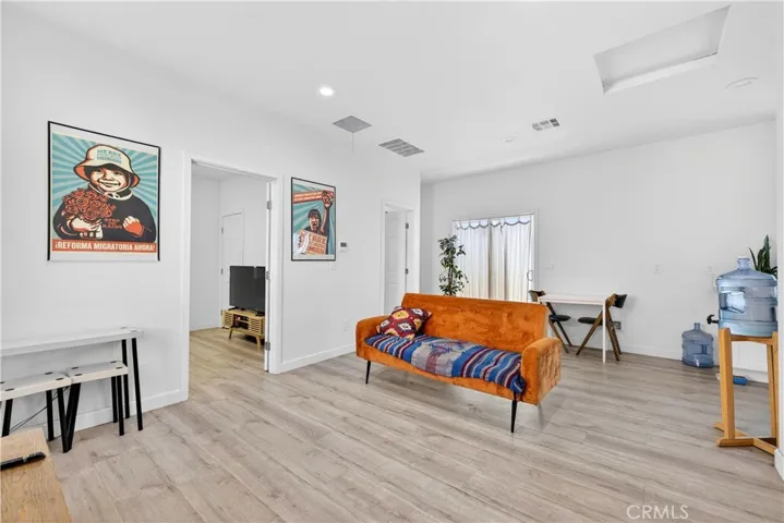 614 N Shelton, Santa Ana, California 92703