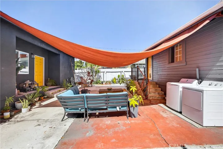 614 N Shelton, Santa Ana, California 92703
