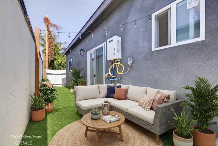 614 N Shelton, Santa Ana, California 92703
