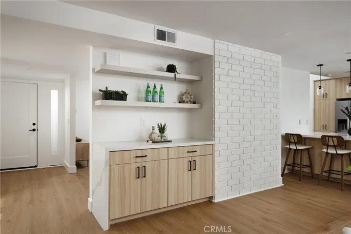 Build in and front door entry