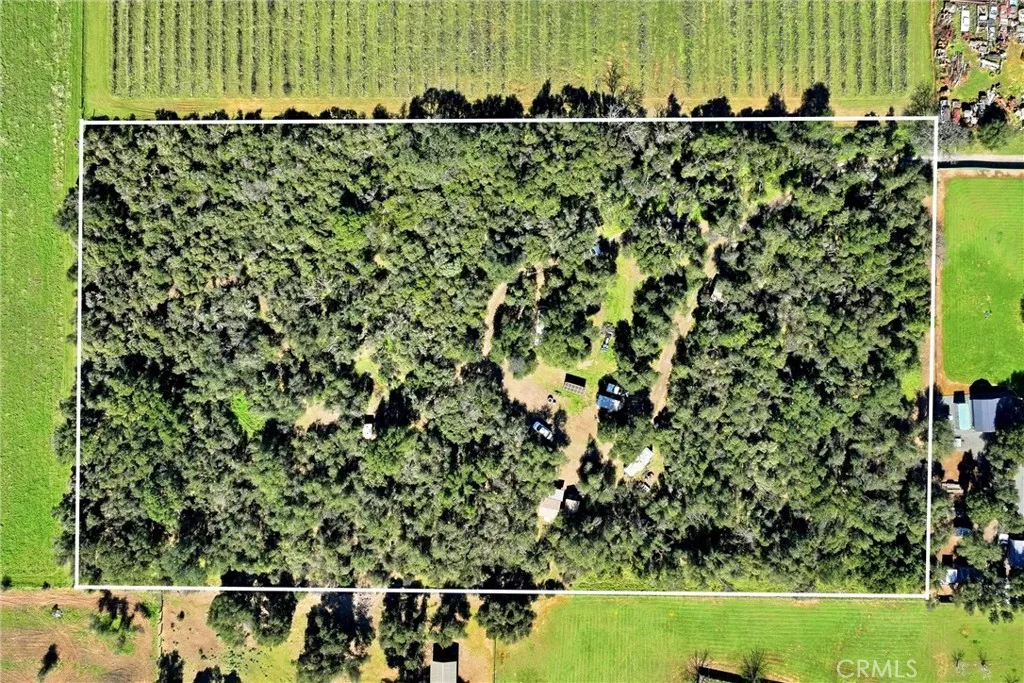 Overview of property from above.