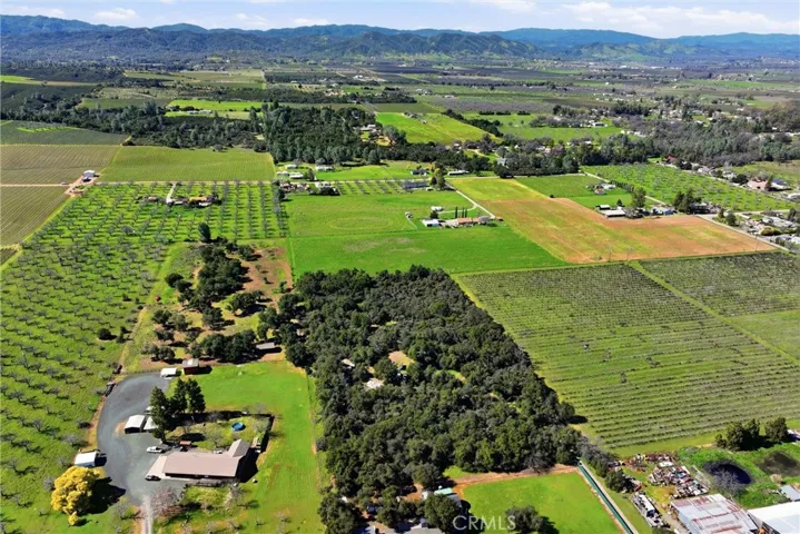 6495 Jacobson Road, Kelseyville, California 95451