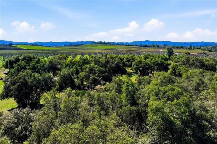 6495 Jacobson Road, Kelseyville, California 95451