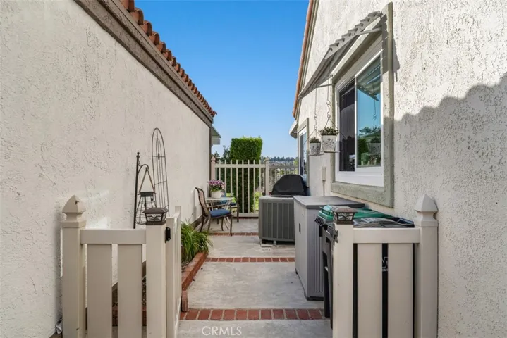 Side Yard Patio Area with gated separation area