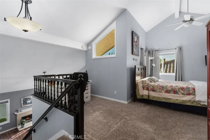 Upstairs Loft Area with Full Bath