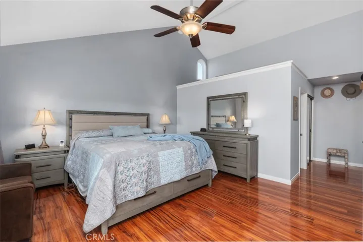 Large size Primary Bedroom