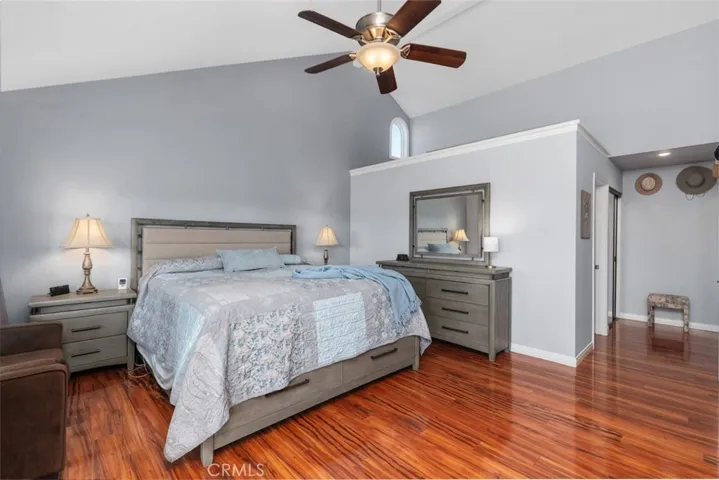 Large size Primary Bedroom