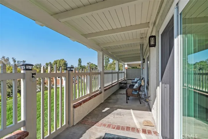Backyard Fenced & Gated Patio