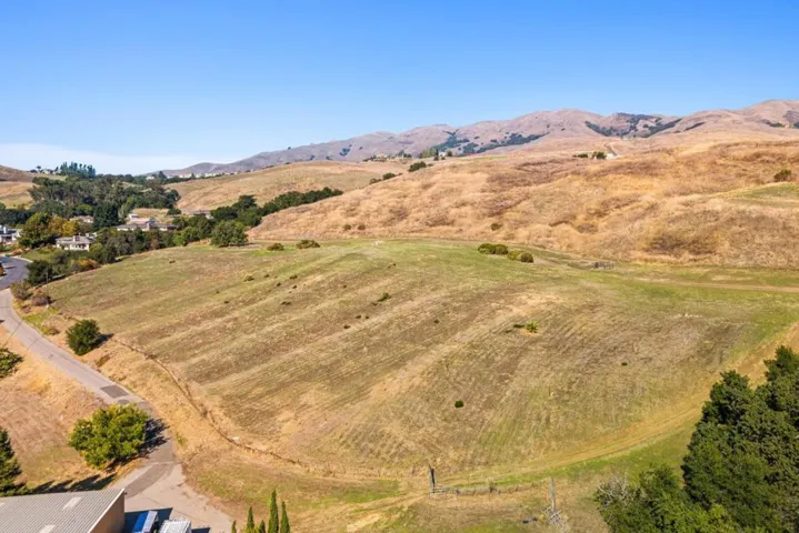 1995 Old Calaveras Road, Milpitas, California 95035