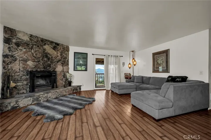 Living area has door to deck.
