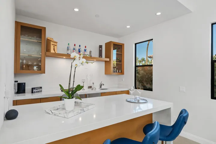 Full Wetbar