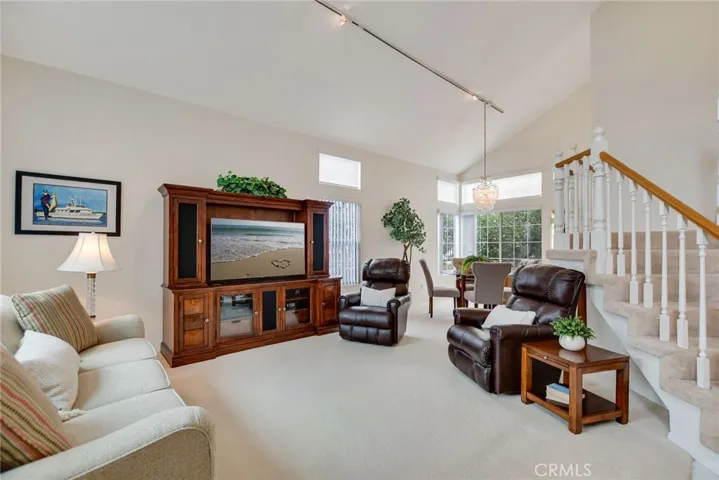 6931 Oriole Avenue, La Verne, California 91750